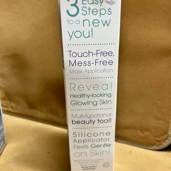 Conair true glow, bundle, accessories - Picture 9 of 16